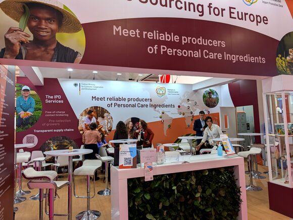 Visuelle Kommunikation Messestand