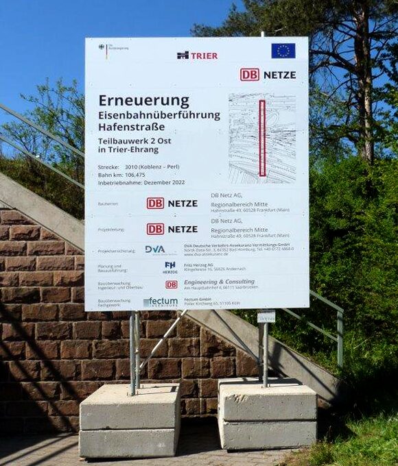 Baustellenschild mieten Rheinland Pfalz Druck Deutschland.